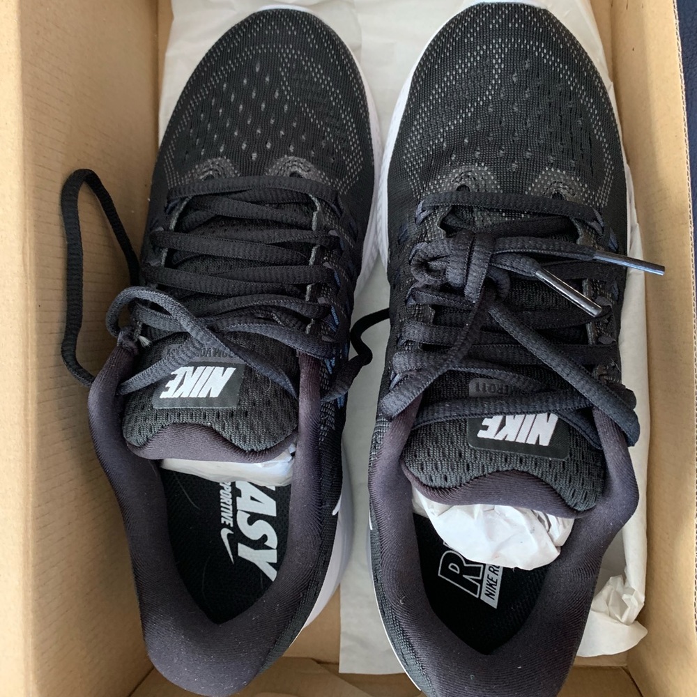 NWT Nike’s